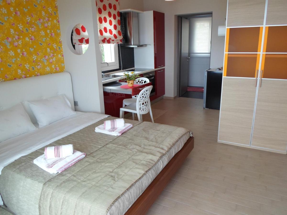 Villa Terra Del Nonno With Sea Views & Pool Gaios Quarto foto